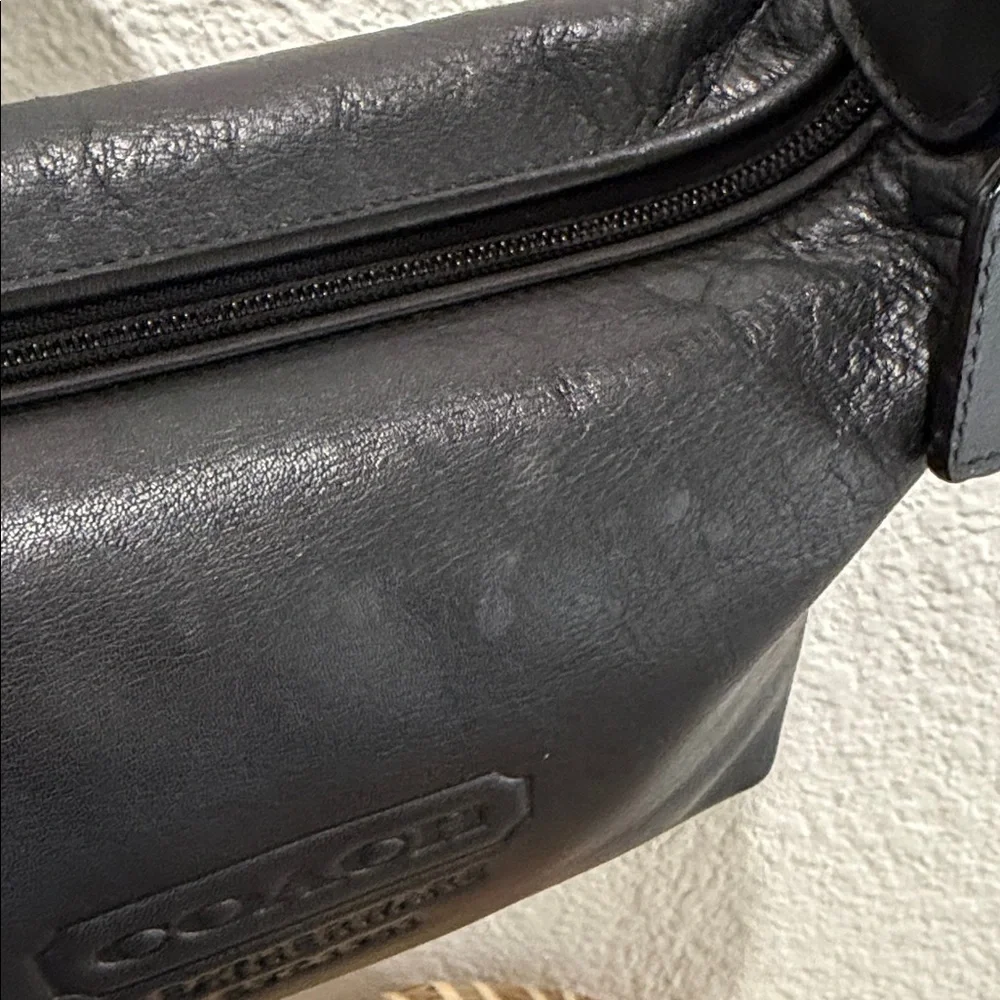 Mini Coach Black Leather Bag - Picture 10 of 14